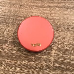 Tarte blush “blissful”