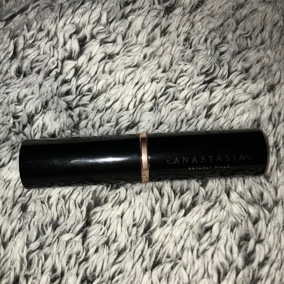 Anastasia Beverly Hills Foundation Stick - Picture 2 of 4