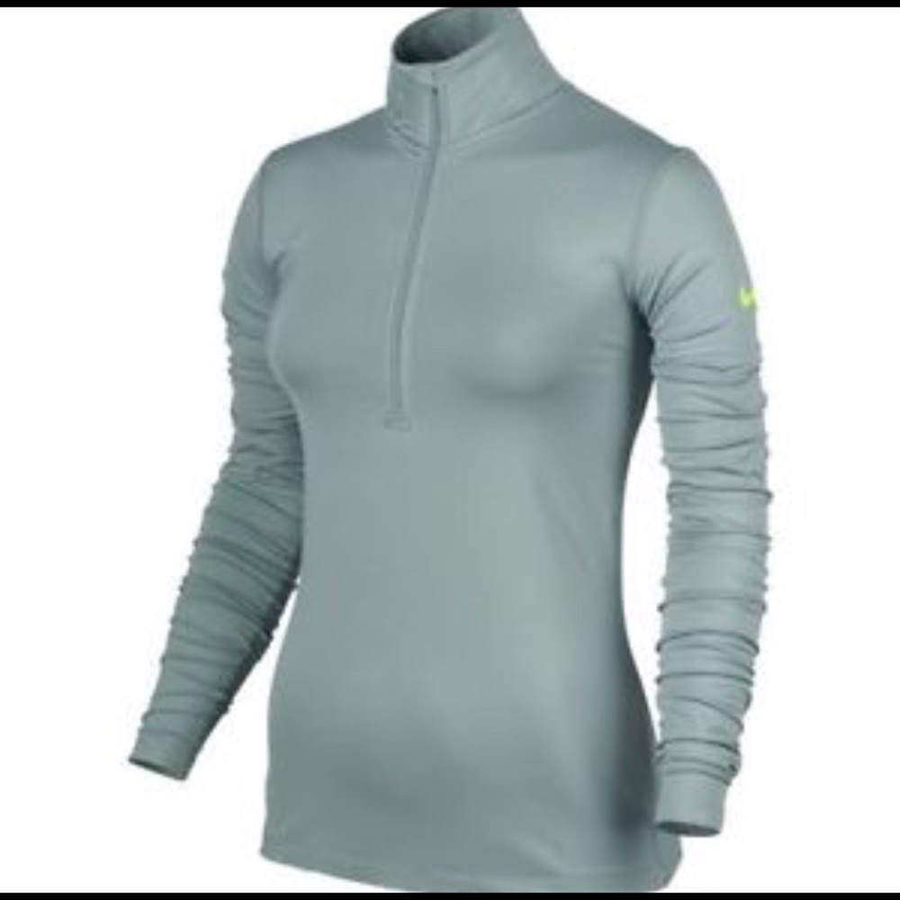 Nike Womens half zip top