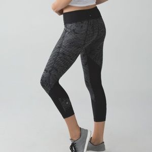 Lululemon Pace Rival Luxtreme Crop