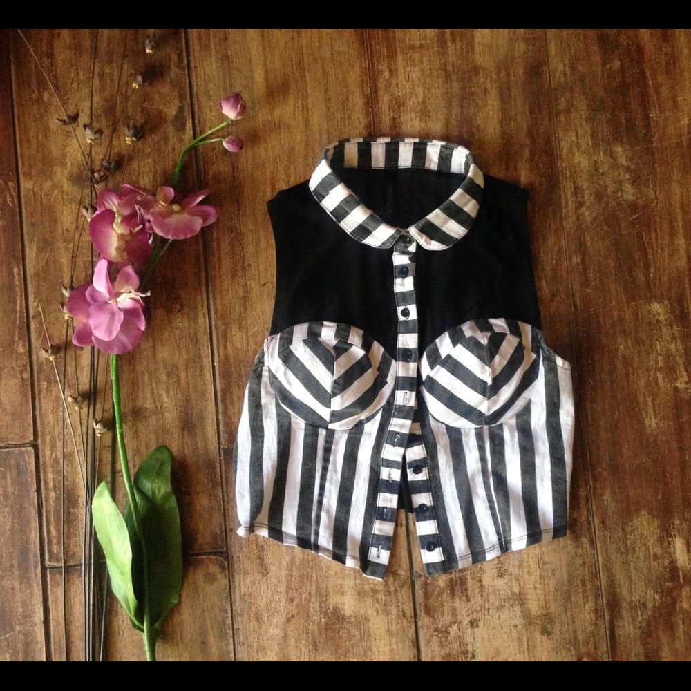 💋SOLD ON DEPOP💋Rad Vintage Top