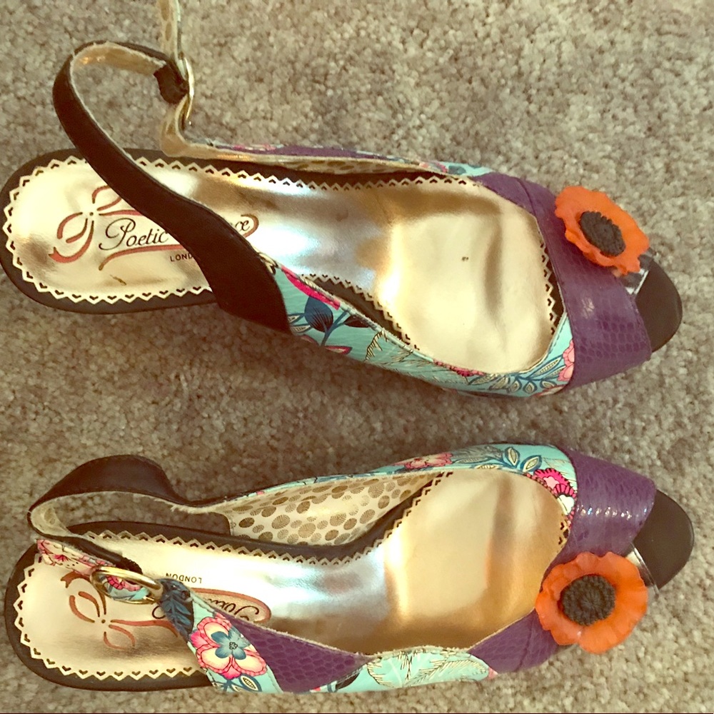 Poetic License peep toe kitten heel