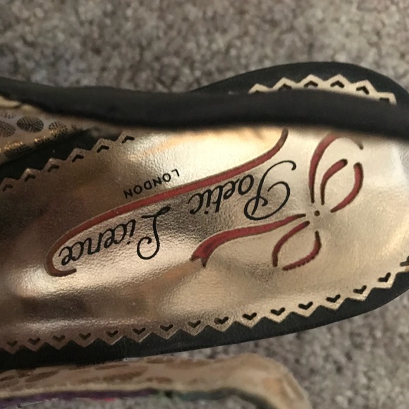 Poetic License peep toe kitten heel - Picture 5 of 6