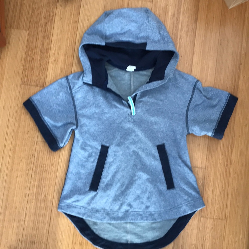 Ivavva girls poncho hoodie