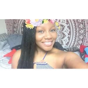 Meet your Posher, Daynara