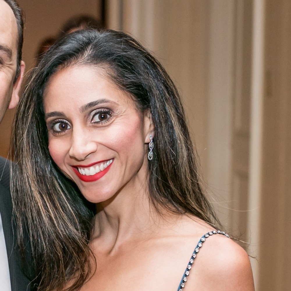 Meet your Posher, Azadeh