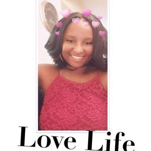 Meet your Posher, Stephany