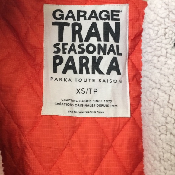 Olive parka jacket w extra lining and hooded fur - Picture 2 of 8