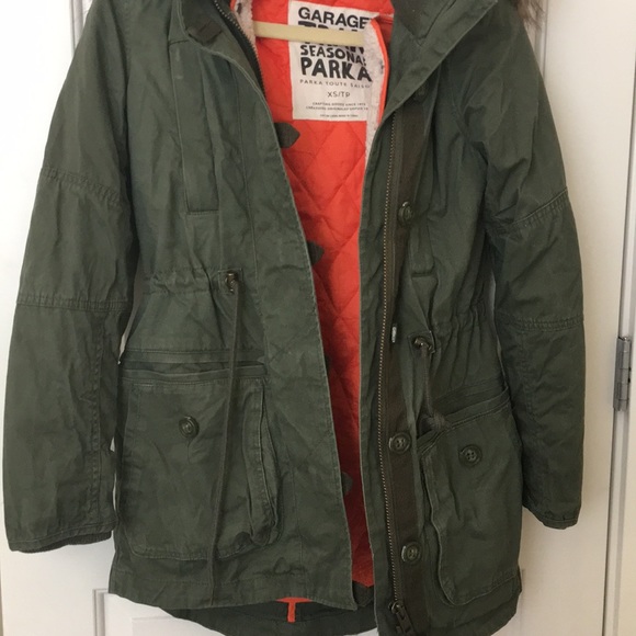 Olive parka jacket w extra lining and hooded fur - Picture 5 of 8