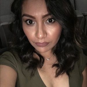 Meet your Posher, Adriana