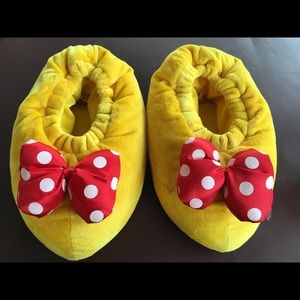 minnie mouse heel slippers