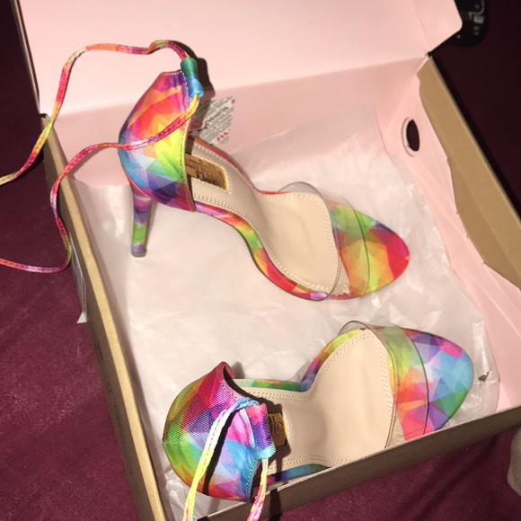 Multicolored high heels - Picture 2 of 4