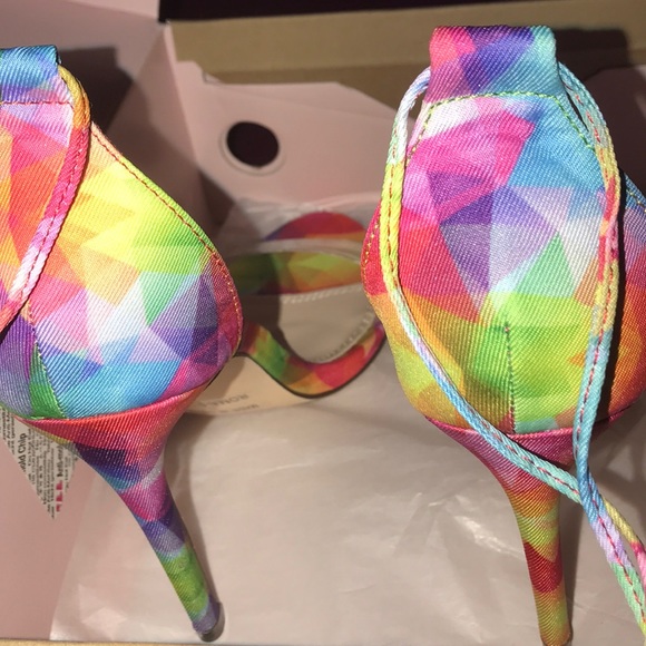 Multicolored high heels - Picture 3 of 4