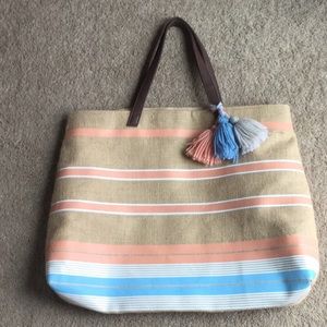🎀💗Must go sale💗🎀 Big striped tote