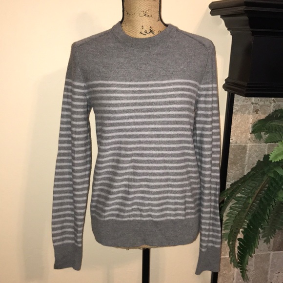 Banana Republic Sweaters - Banana Republic Merino Wool Sweater
