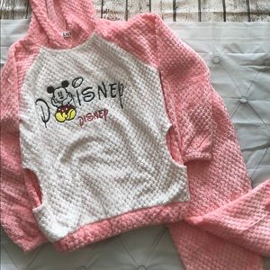 Junior Large Fuzzy pajama Set