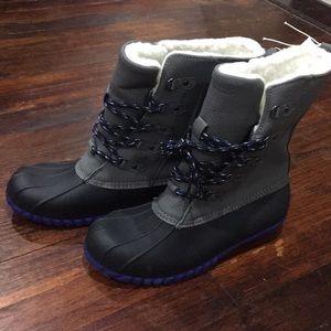 Winter boots