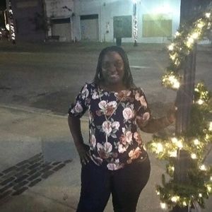 Meet your Posher, Carletha