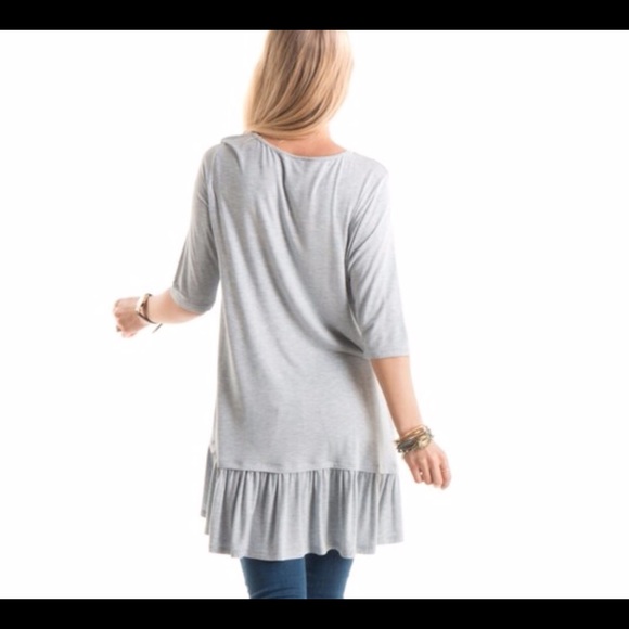 • Gray Peplum Hem Tunic • - Picture 5 of 8