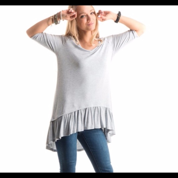 • Gray Peplum Hem Tunic • - Picture 6 of 8