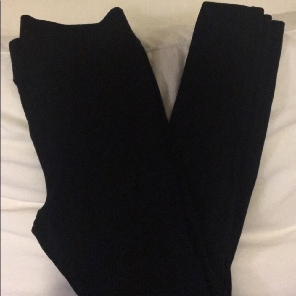 ⭐️⭐️TopShop solid black leggings