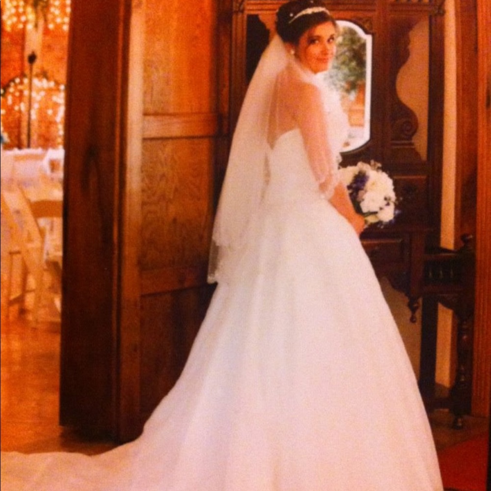 Oleg Cassini Wedding Dress