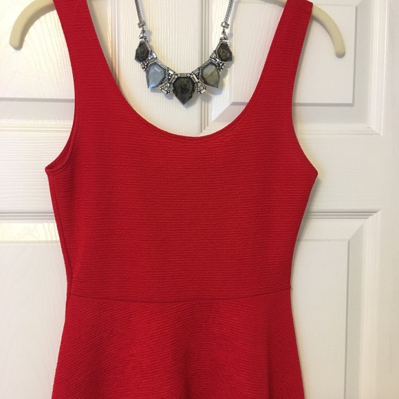 ❤️ Red Dress ❤️ - Picture 3 of 5