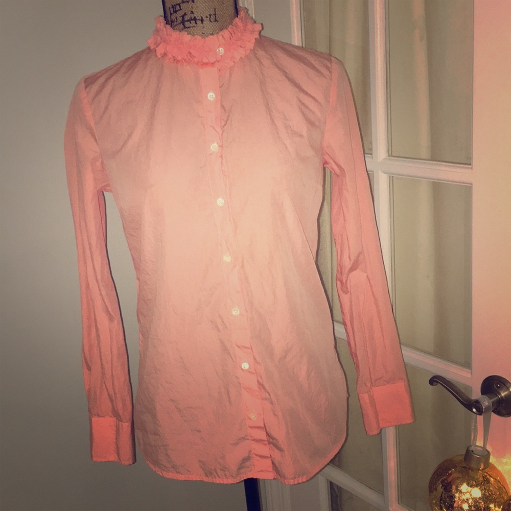 🎀J. Crew button up with ruffled collar 🎀