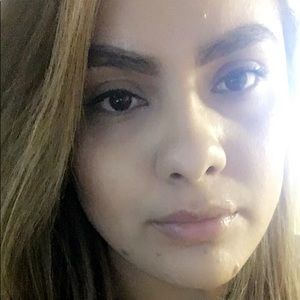 Meet your Posher, Ayde