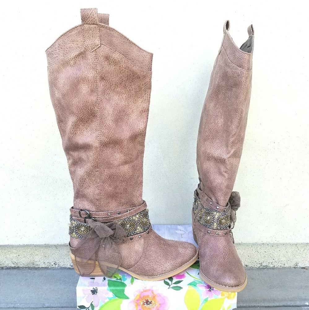 Sassy Western Flare Not Rated Boots - Picture 3 of 6