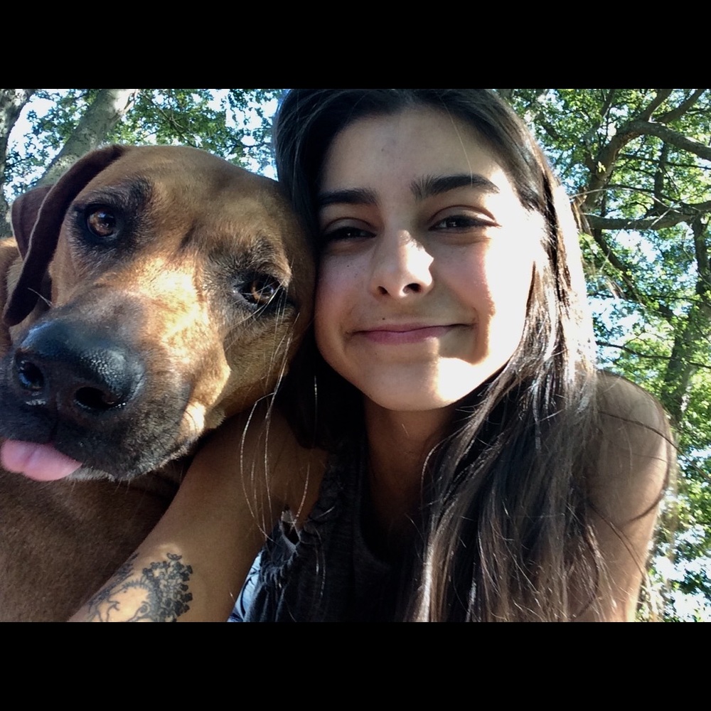 Meet your Posher, Hannah