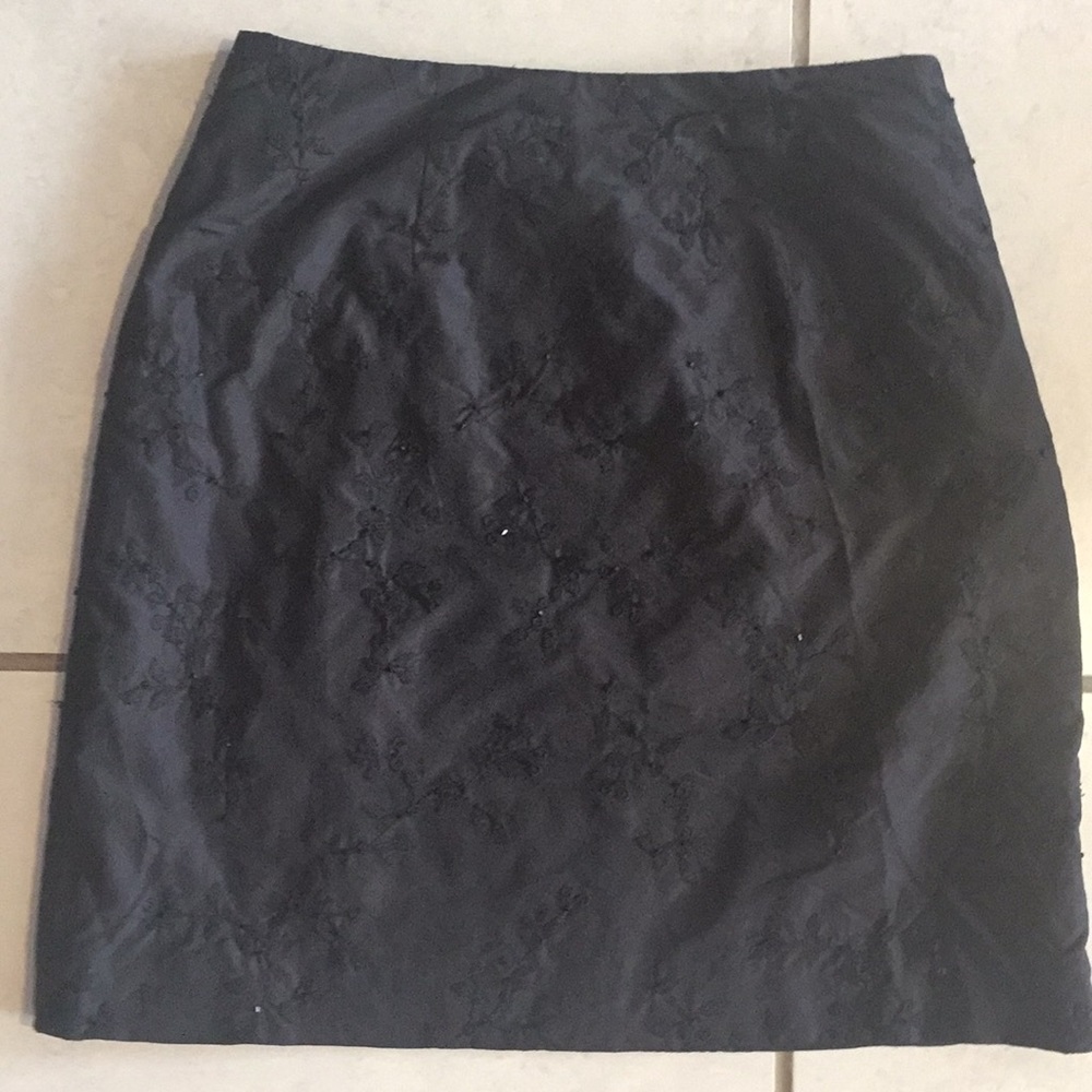 Black skirt