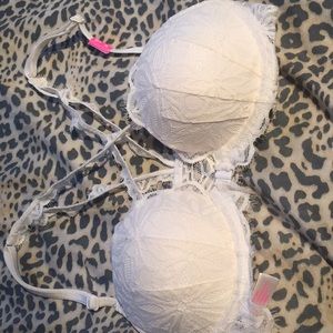 White lace 32C VS bra