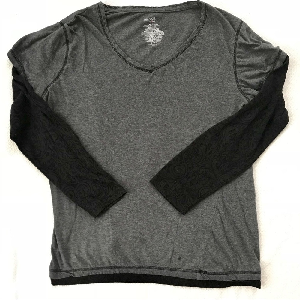 💖3 for $12💖 Danskin Long Sleeved Tee