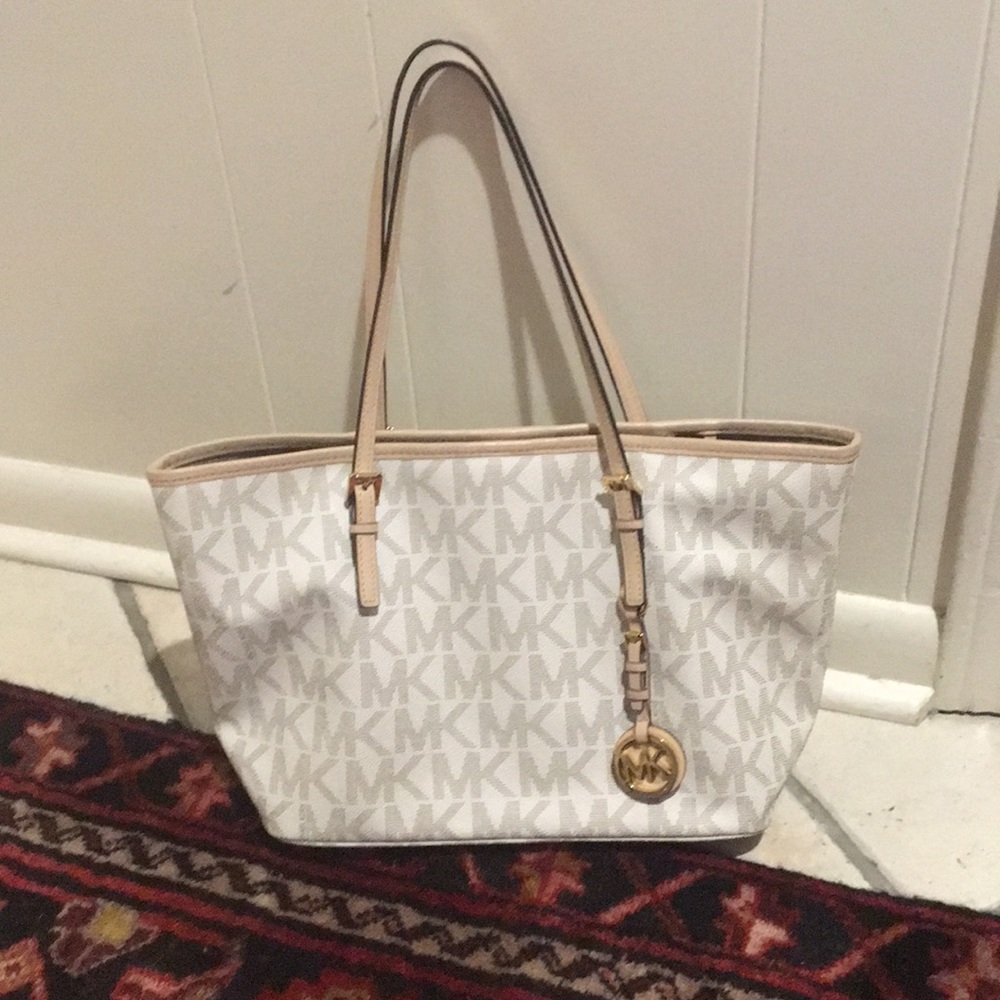 Michael Kors small jet set tote
