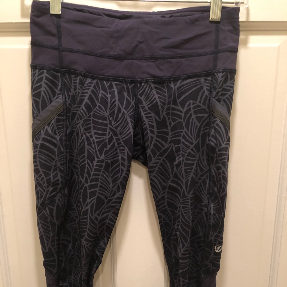 Lululemon crops!