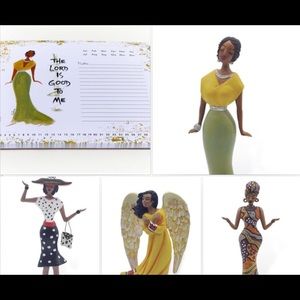 Figurines & mouse pad!