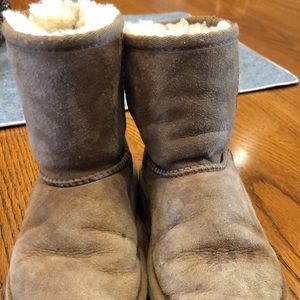 Ugg toddler size 11