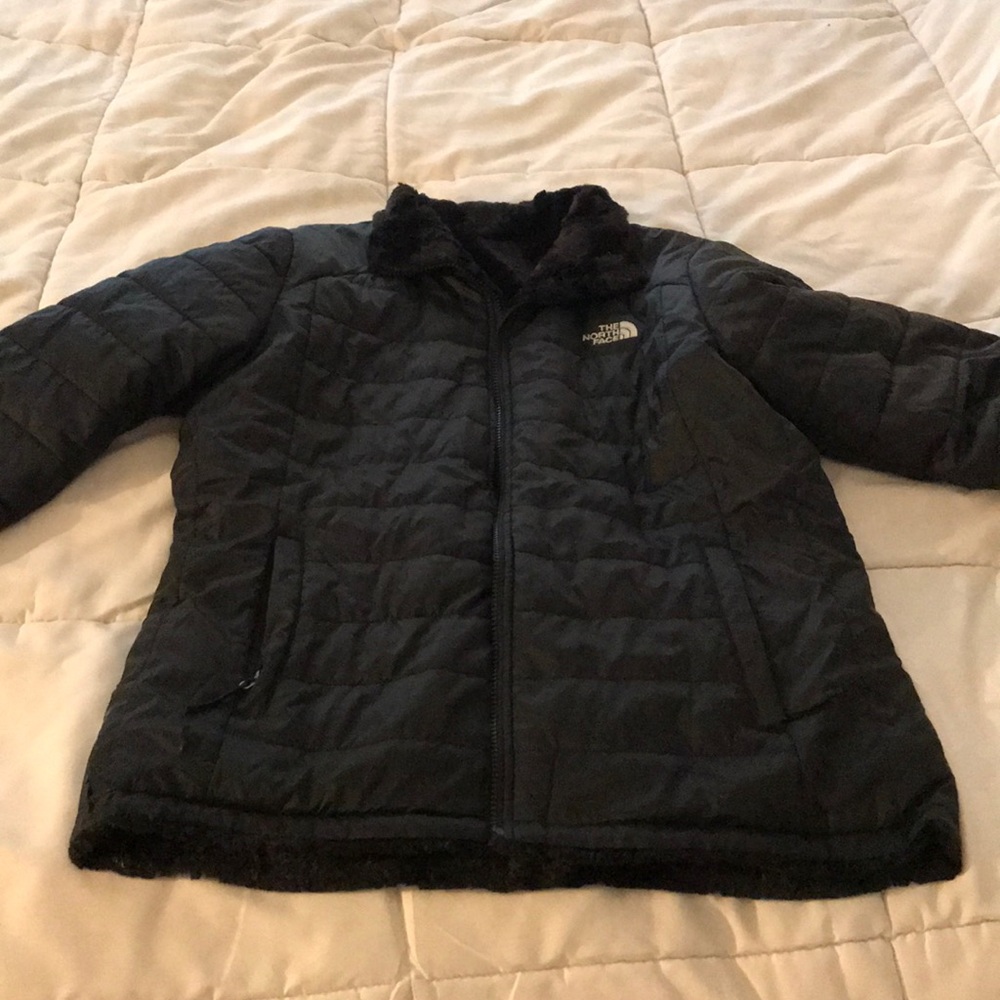 North face jacket medium !!!! Reversible size med!
