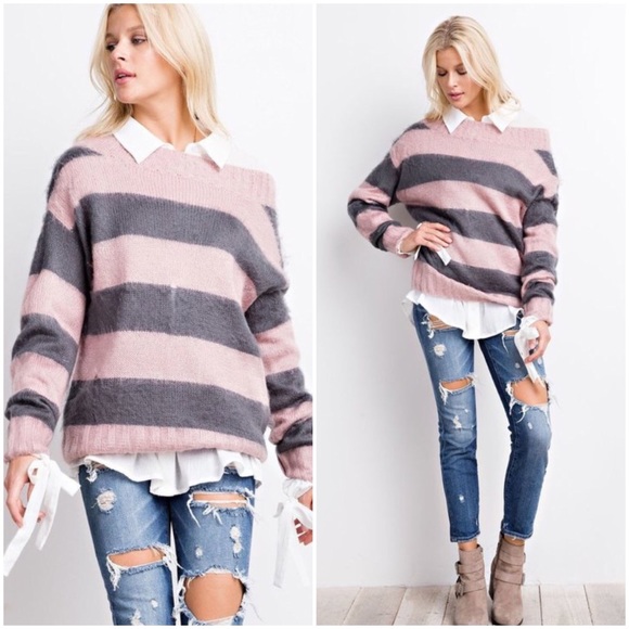 Last 1 Large❗️ Fuzzy Soft Sweater - Picture 4 of 4