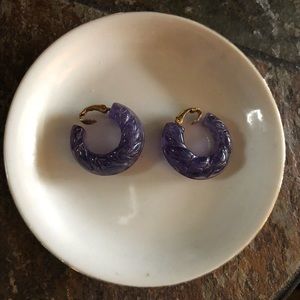 Vintage Jewelry - Vintage Faux Purple Jade Lucite Clip Earrings Vintage Jewelry - Vintage Faux Purple Jade Lucite Clip Earrings