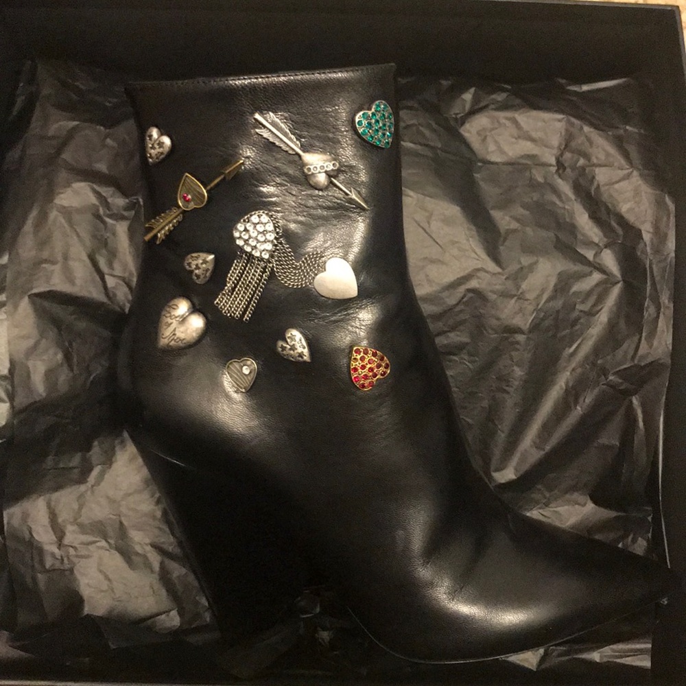 YSL 105 MM NIKI CONE HEEL BOOT