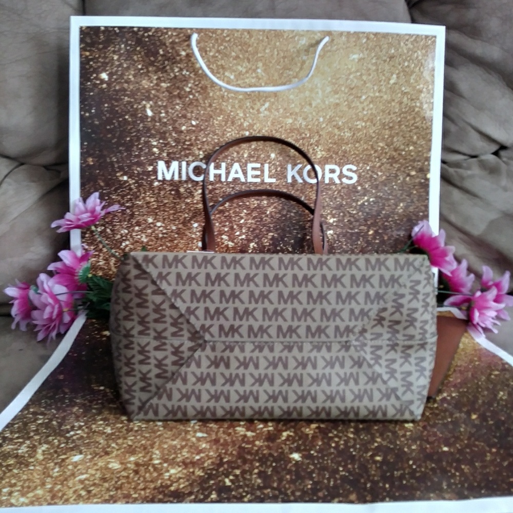 SOLD 🎀NWT Michael kors tote shoppers purse bag - Picture 6 of 8
