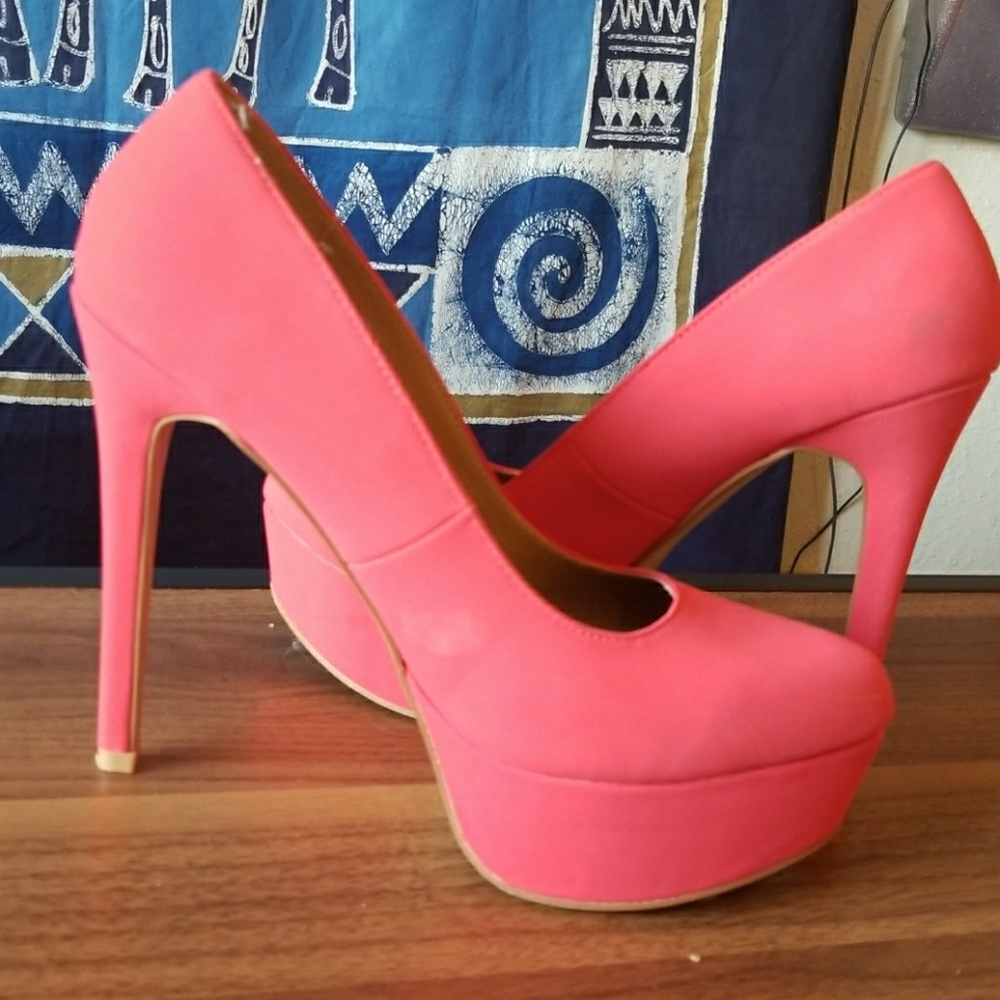 Barbie pink heels