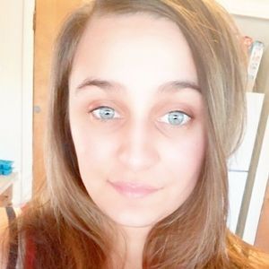 Meet your Posher, Tabitha