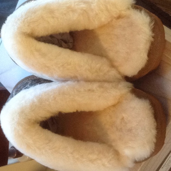 New - Picture 2 of 3