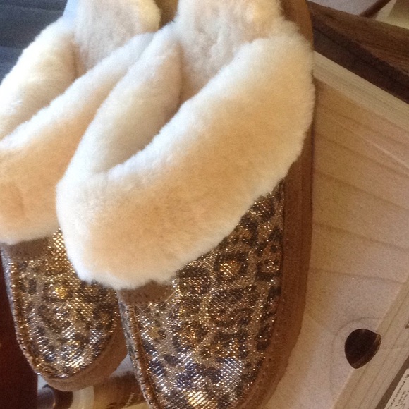 New - Picture 3 of 3