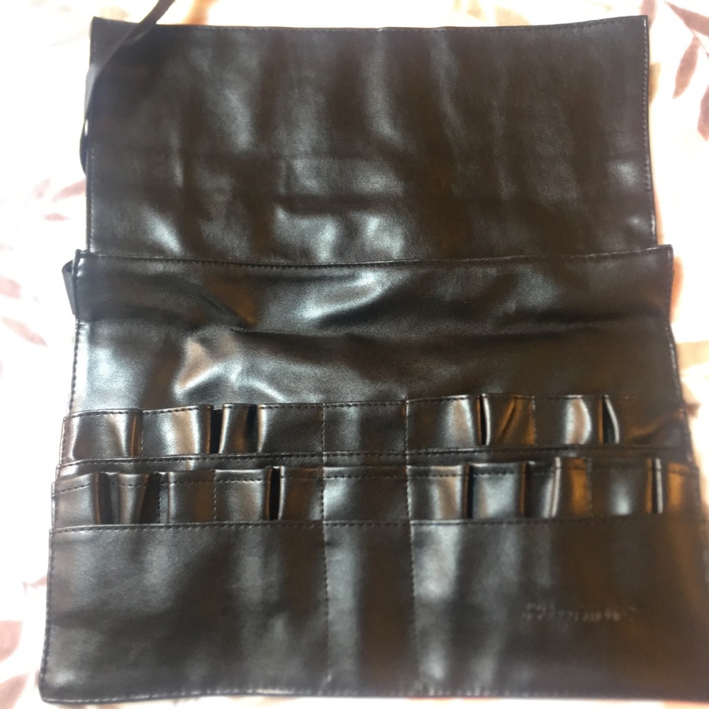 Make-up Brush Belt