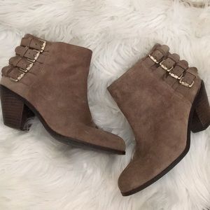 Sam Edelman taupe suede booties