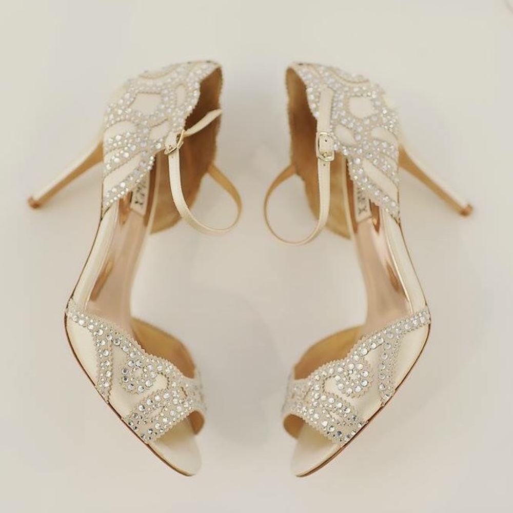 Badgley Mischka Ivory Belinda Heels